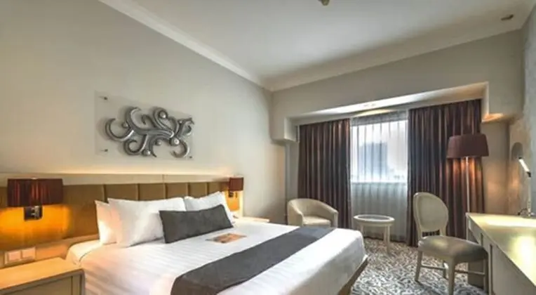 Superior Tek Büyük Yataklı Oda