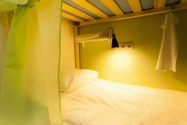 Ortak Ranzalı Oda, Karma Ranzalı Oda (4 beds)