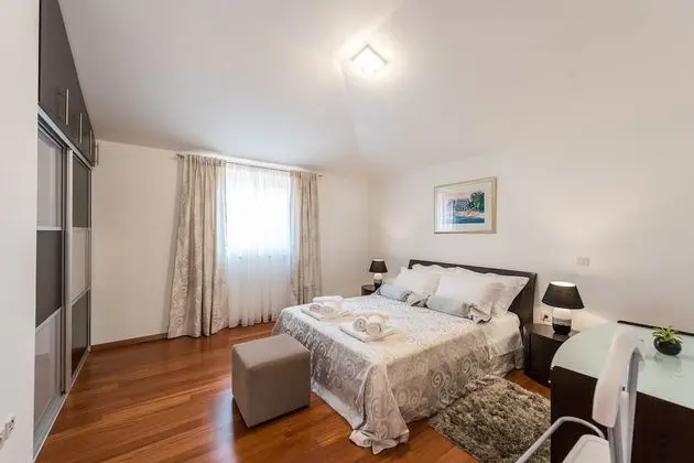 Luxury Apart Daire, Deniz Manzaralı