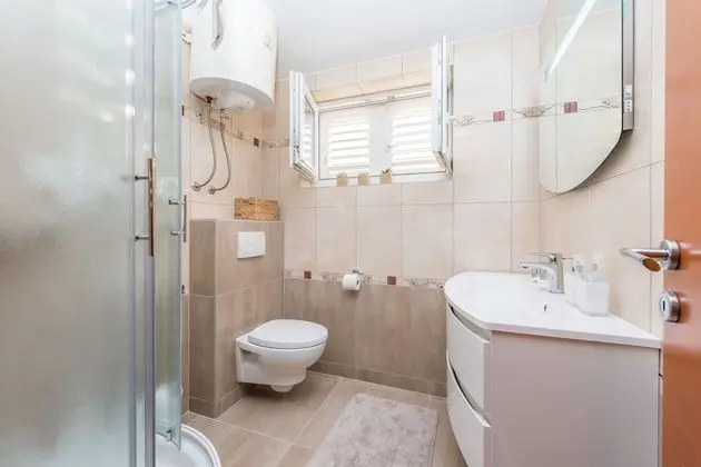 Luxury Apart Daire, Deniz Manzaralı