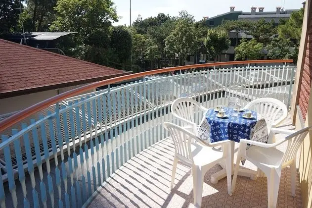 Stüdyo, Balkon