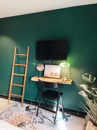 Deluxe Tek Büyük Yataklı Oda