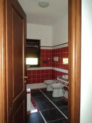 Üç Kişilik Oda