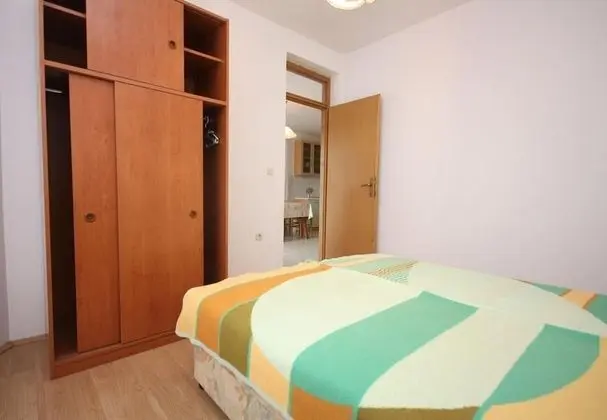 Apart Daire (Vese - 100 m from beach - A1(2+2))