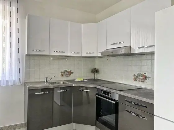 Apart Daire (Vese - 100 m from beach - A1(2+2))