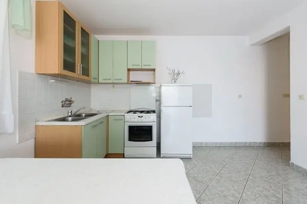 Apart Daire (Vese - 100 m from beach - A1(2+2))