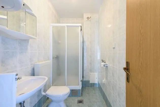 Apart Daire (Vese - 100 m from beach - A1(2+2))