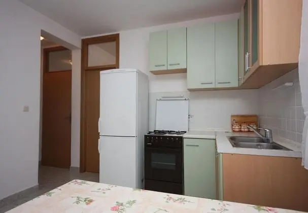 Apart Daire (Vese - 100 m from beach - A2(2+2))