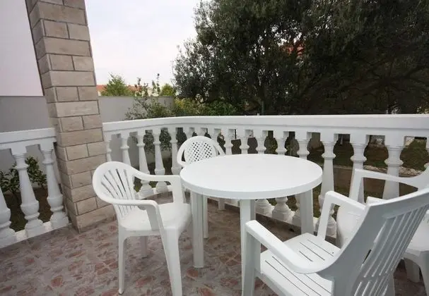 Apart Daire (Vese - 100 m from beach - A2(2+2))