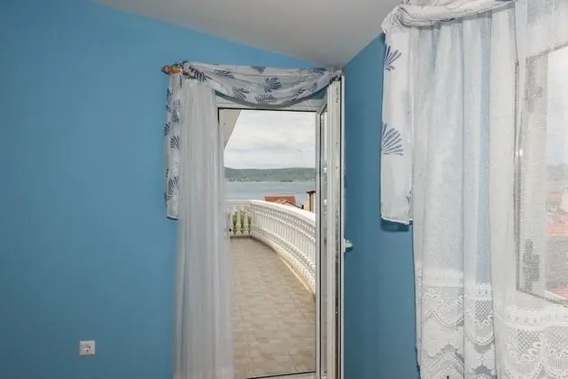 Apart Daire (Vese - 100 m from beach - A3(5+3))