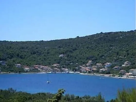 Ev (Vese - 50 m from sea - H(4+1))