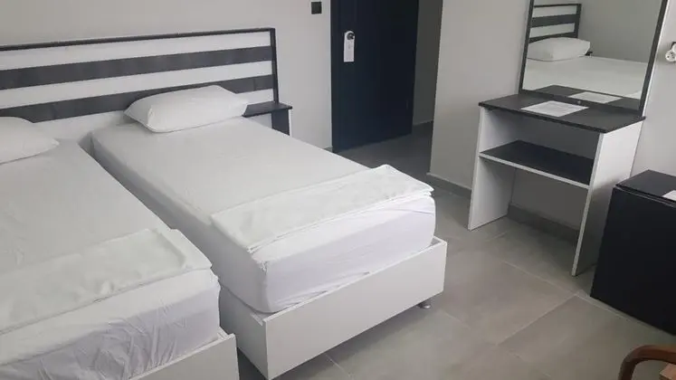 Yataklar birleştirilebilir.