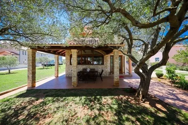 Apart Daire (Vesna - 200 m from beach - A1(2+1))