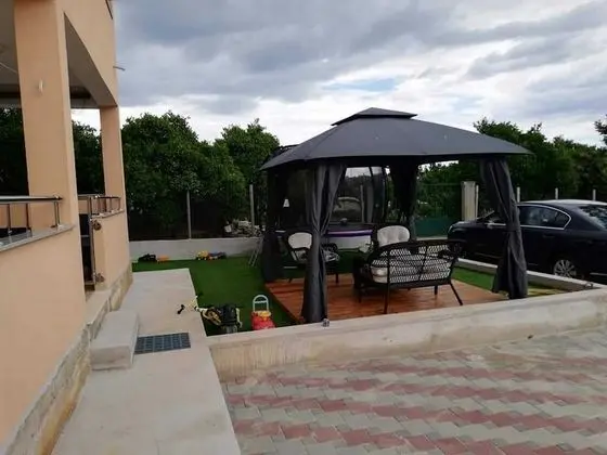 Apart Daire (Three Bedroom Apartment with Balcony)