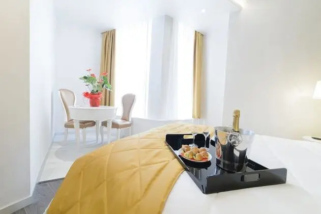 Tek Büyük Yataklı Oda