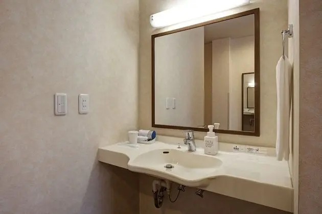 Tek Büyük Yataklı Oda, Sigara İçilmez (with Extra bed, 3 Person Occupancy)