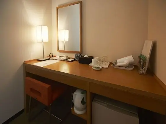 Tek Kişilik Oda, Sigara İçilebilir (Shower Booth)