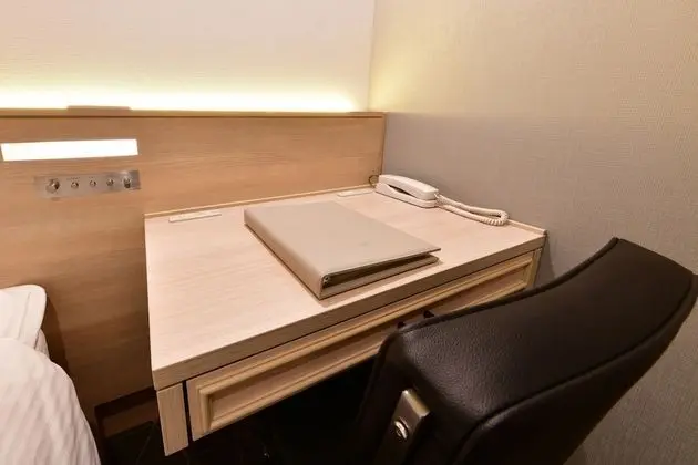 Tek Büyük Yataklı Oda, Sigara İçilmez (with Shower Booth)