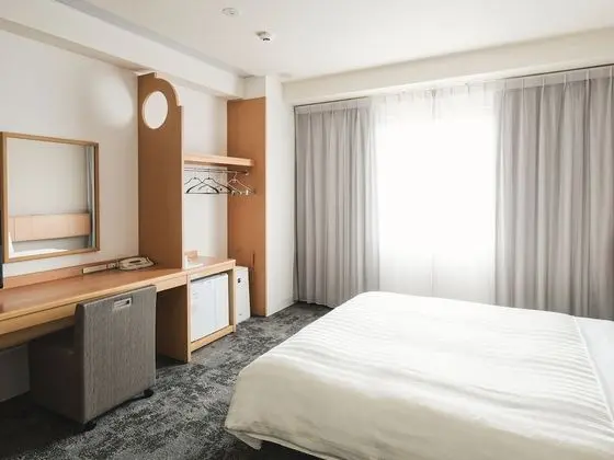 Tek Büyük Yataklı Oda, Sigara İçilmez