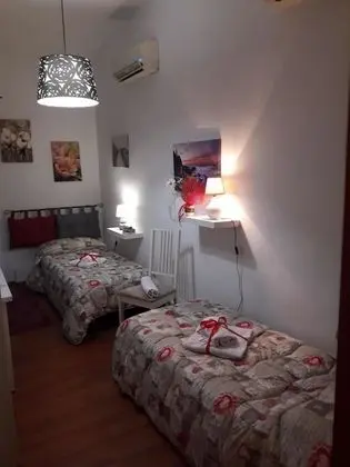 İki Ayrı Yataklı Oda, 2 Tek Kişilik Yatak