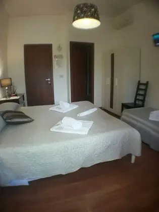 Üç Kişilik Oda, Şehir Manzaralı