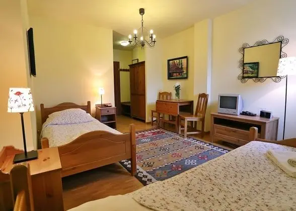 Standard Tek Büyük Yataklı Oda