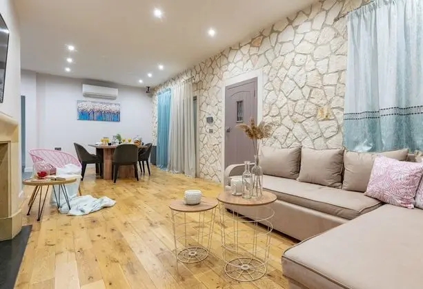 Villa, 2 Yatak Odası, Havuz Manzaralı