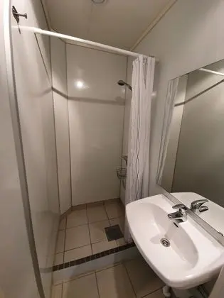 Tek Büyük Yataklı Oda, 1 Çift Kişilik Yatak