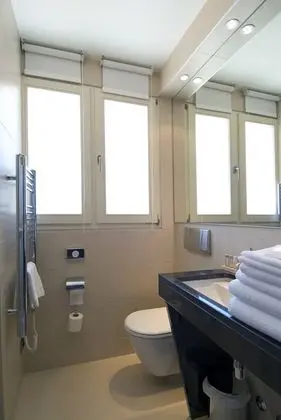 Superior Tek Büyük veya İki Ayrı Yataklı Oda