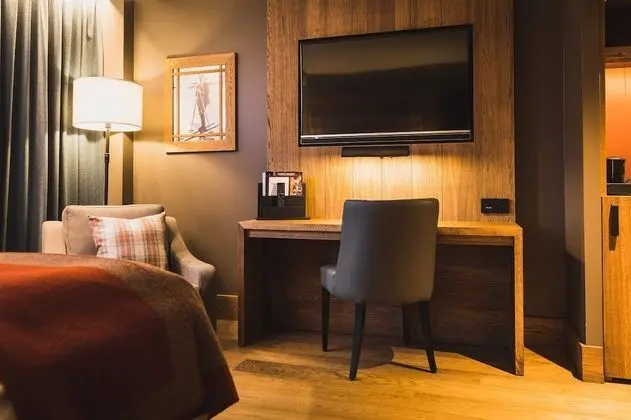 Tek Büyük Yataklı Oda