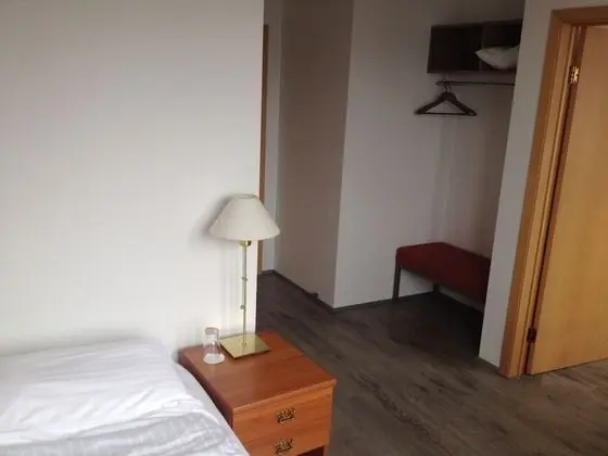 Standard Single Room with Spa Access