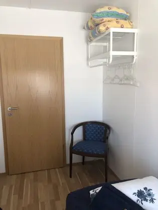 İki Ayrı Yataklı Oda, Ortak Banyo