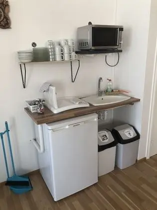 İki Ayrı Yataklı Oda, Ortak Banyo