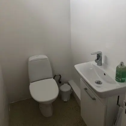 Tek Kişilik Oda, Ortak Banyo