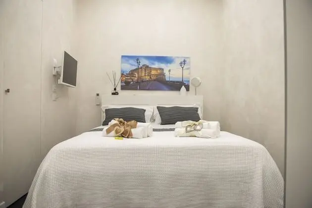 Classic Tek Büyük Yataklı Oda