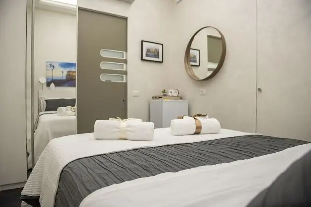 Classic Tek Büyük Yataklı Oda