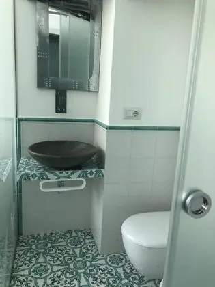 Deluxe Tek Büyük Yataklı Oda, 1 Büyük (Queen) Boy Yatak, Balkon, Kısmi Deniz Manzaralı (Positano)
