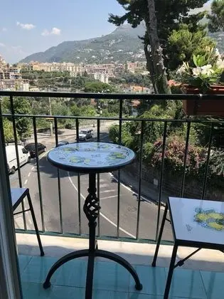 Deluxe Tek Büyük Yataklı Oda, 1 Büyük (Queen) Boy Yatak, Balkon, Kısmi Deniz Manzaralı (Positano)