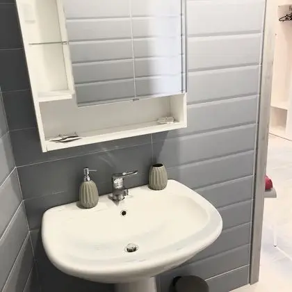 Üç Kişilik Oda, Balkon