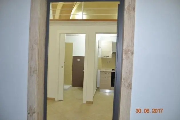 Tek Büyük Yataklı Oda, Küçük Mutfak