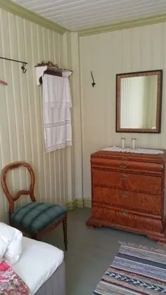 Tek Büyük Yataklı Oda, Ortak Banyo
