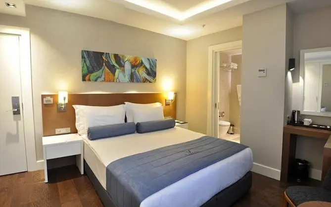 Standart Oda, Şehir Manzaralı