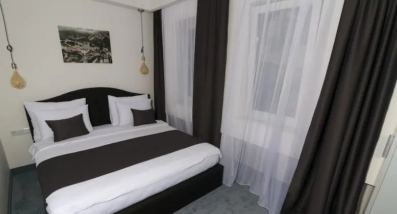 Classic Tek Büyük veya İki Ayrı Yataklı Oda