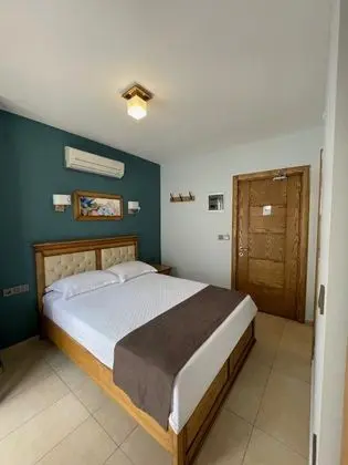 Çift Kişilik, Şehir Manzaralı