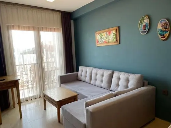 Deluxe Suit 1+1 Oda, Deniz Manzaralı