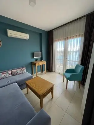 Deluxe Suit 1+1 Oda, Deniz Manzaralı