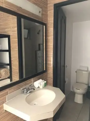 Superior Oda, 2 Çift Kişilik Yatak, Havuz Kullanımı, Havuz Manzaralı