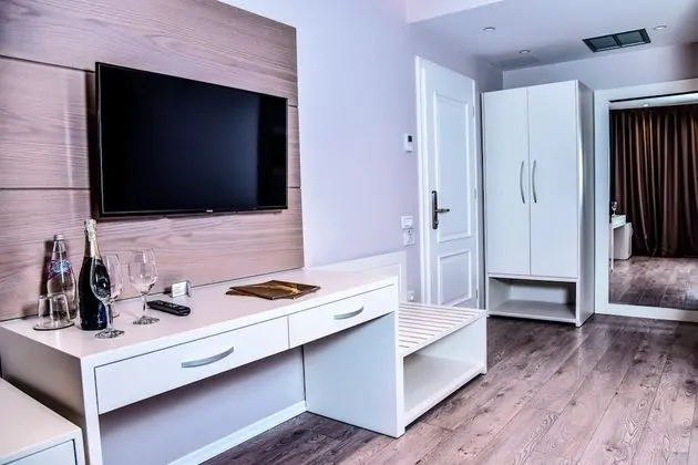 Basic Büyük Yataklı Tek Kişilik Oda, 1 Yatak Odası, Balkon, Şehir Manzaralı