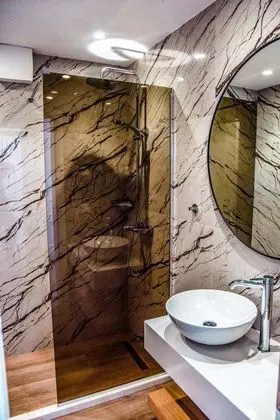 Basic Büyük Yataklı Tek Kişilik Oda, 1 Yatak Odası, Balkon, Şehir Manzaralı