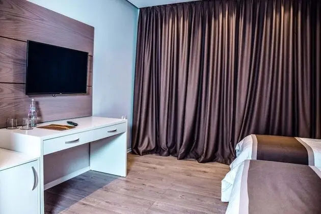 Standard Tek Büyük veya İki Ayrı Yataklı Oda, 1 Yatak Odası, Balkon, Şehir Manzaralı